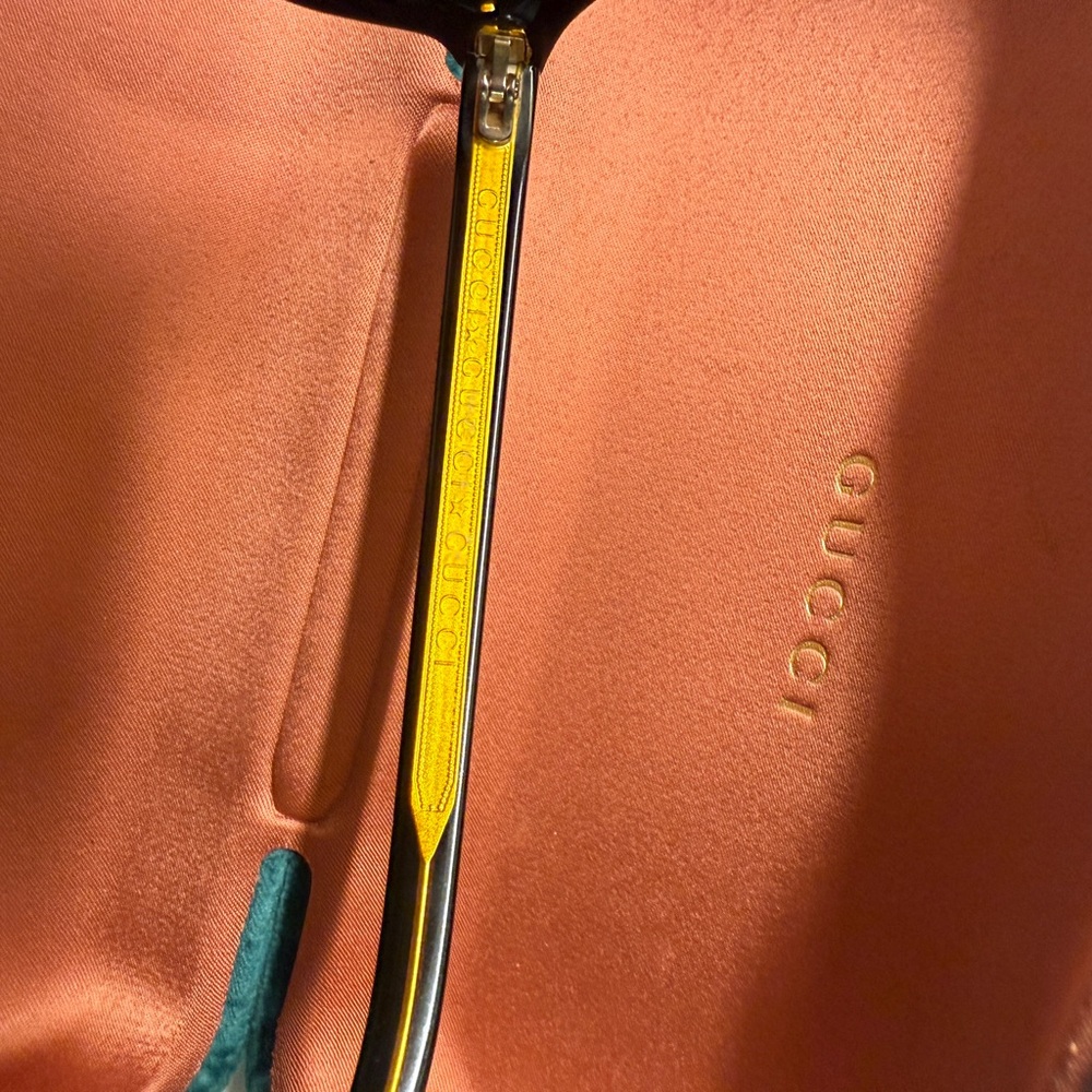 Gucci Unisex Aviator Sunglasses with Black Frame and Brown Lenses - Picture 5 of 5